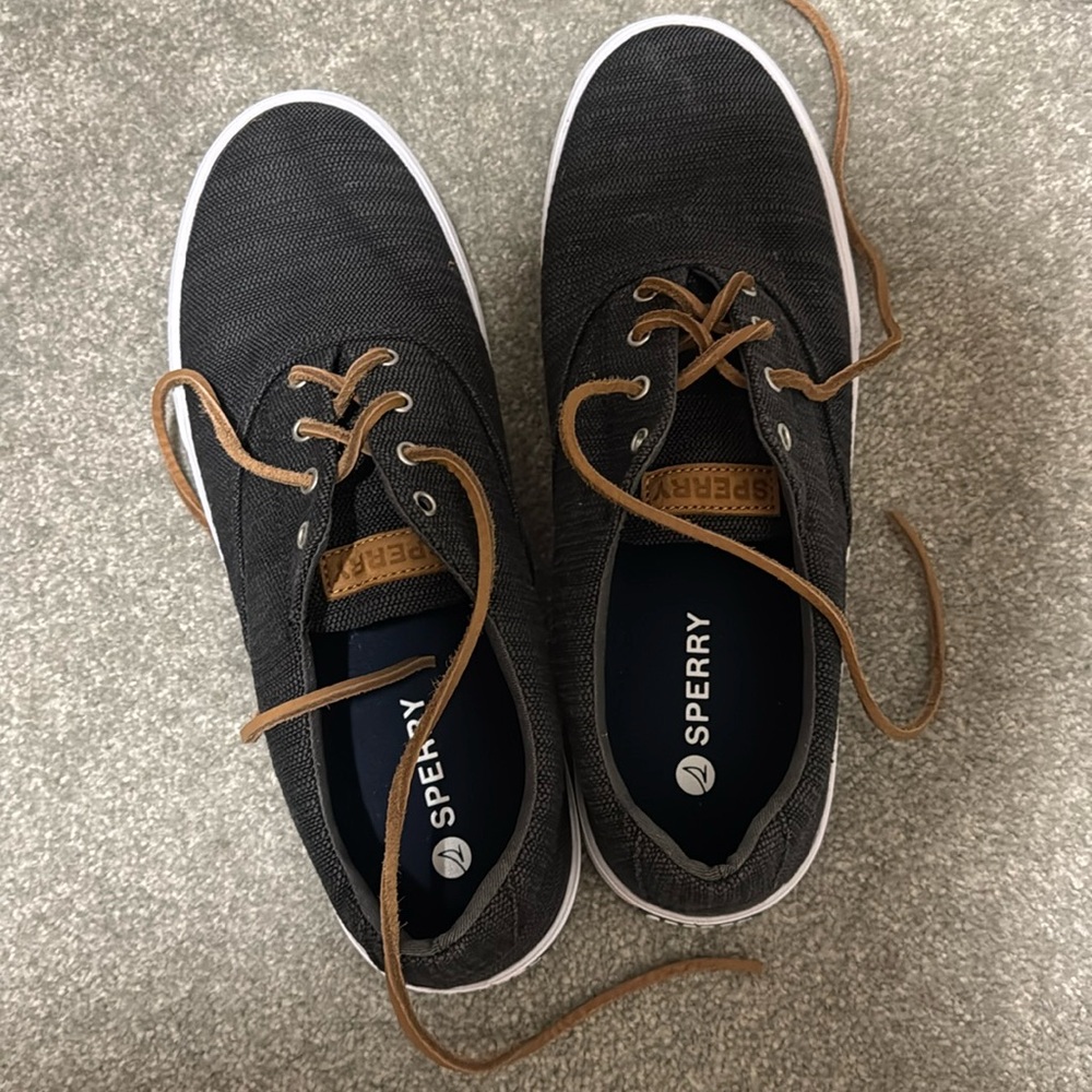 Sperry men’s shoes size 11